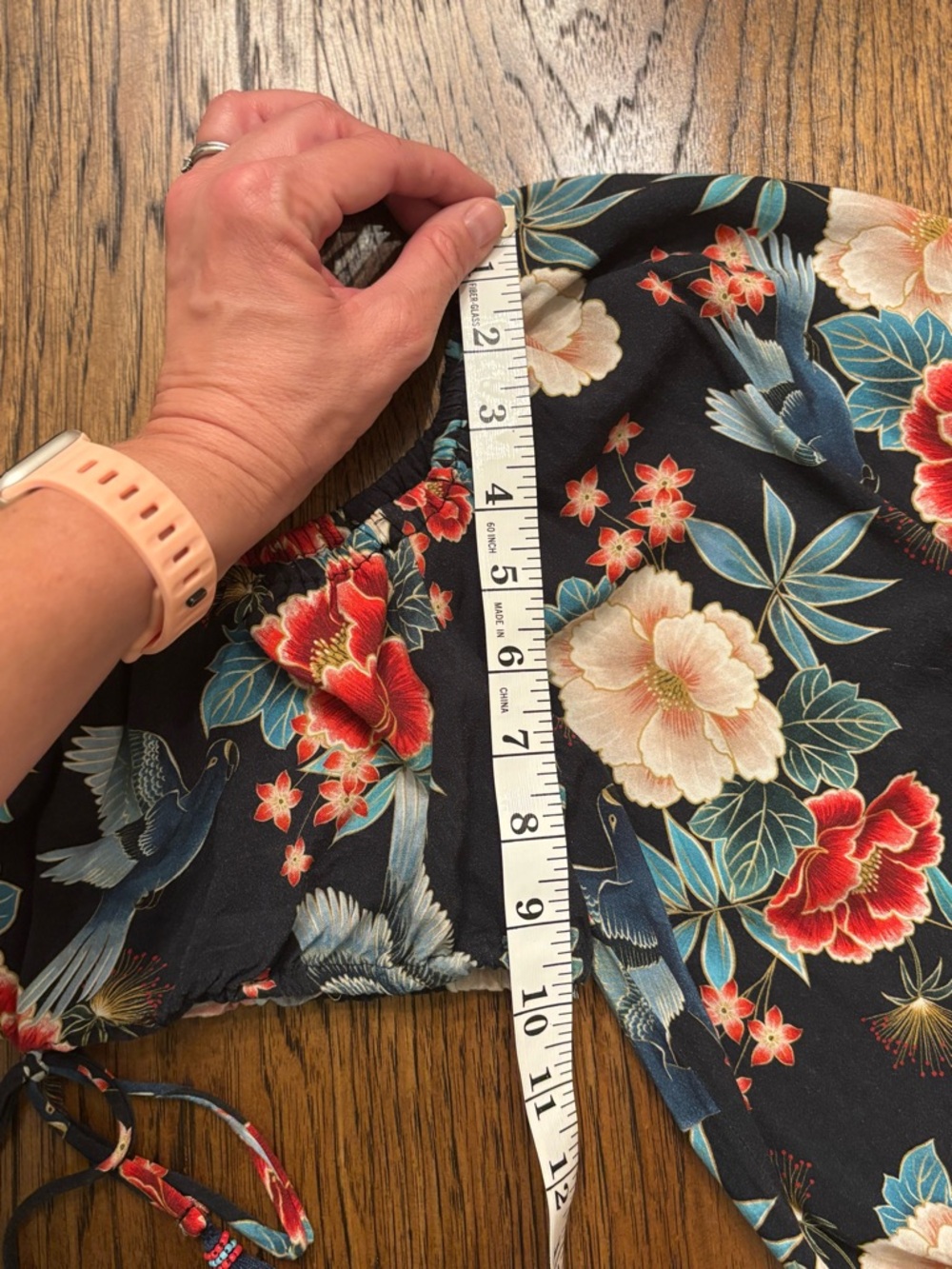 Farm Rio Tropical Bird Floral Off Shoulder Crop Top Tassel Tie Small - Picture 11 of 15